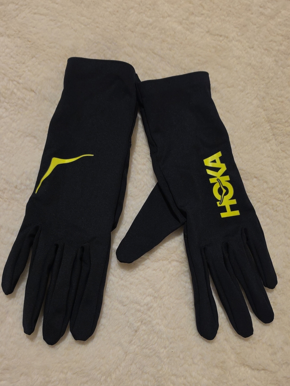 HOKA LARGE SIZE AIROLITE RUN GLOVES (Unisex)